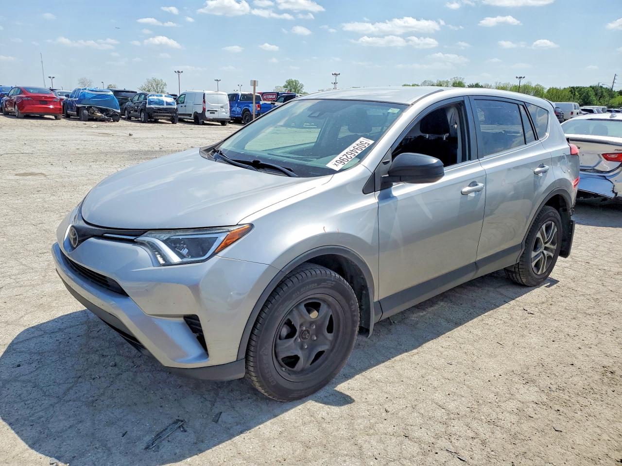 Salvage Toyota RAV4 Image