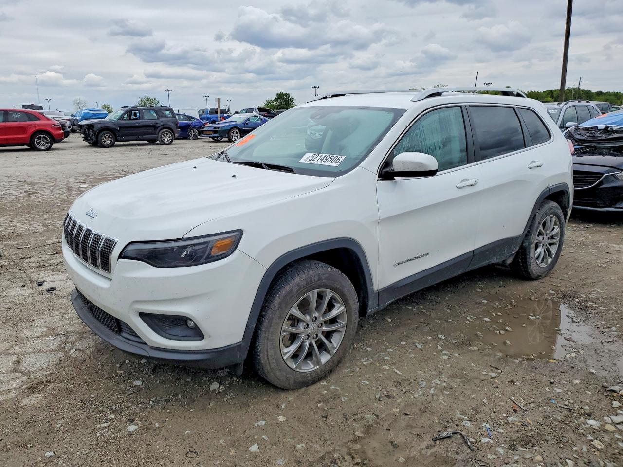 Salvage Jeep Grand Cherokee Image