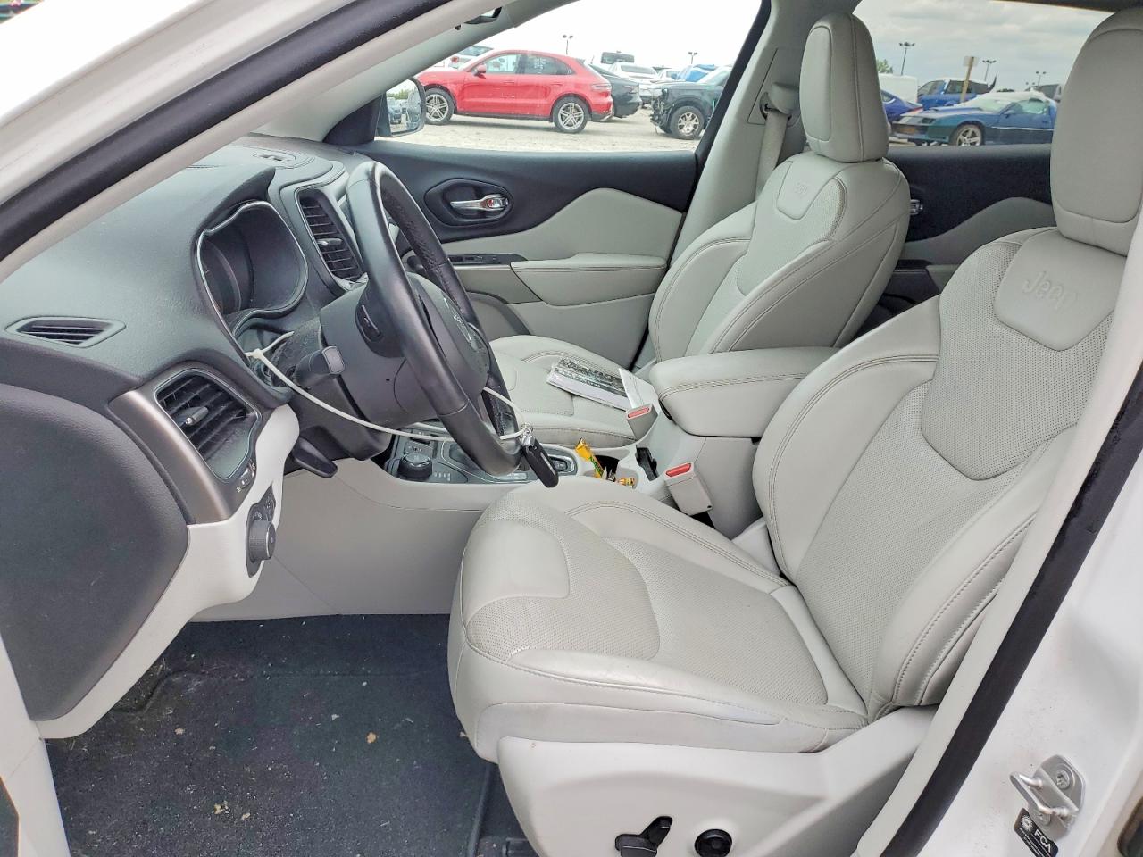 Jeep Grand Cherokee Latitude Lux