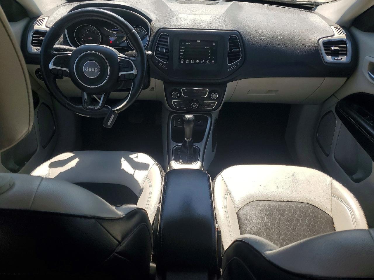 Jeep Compass Latitude