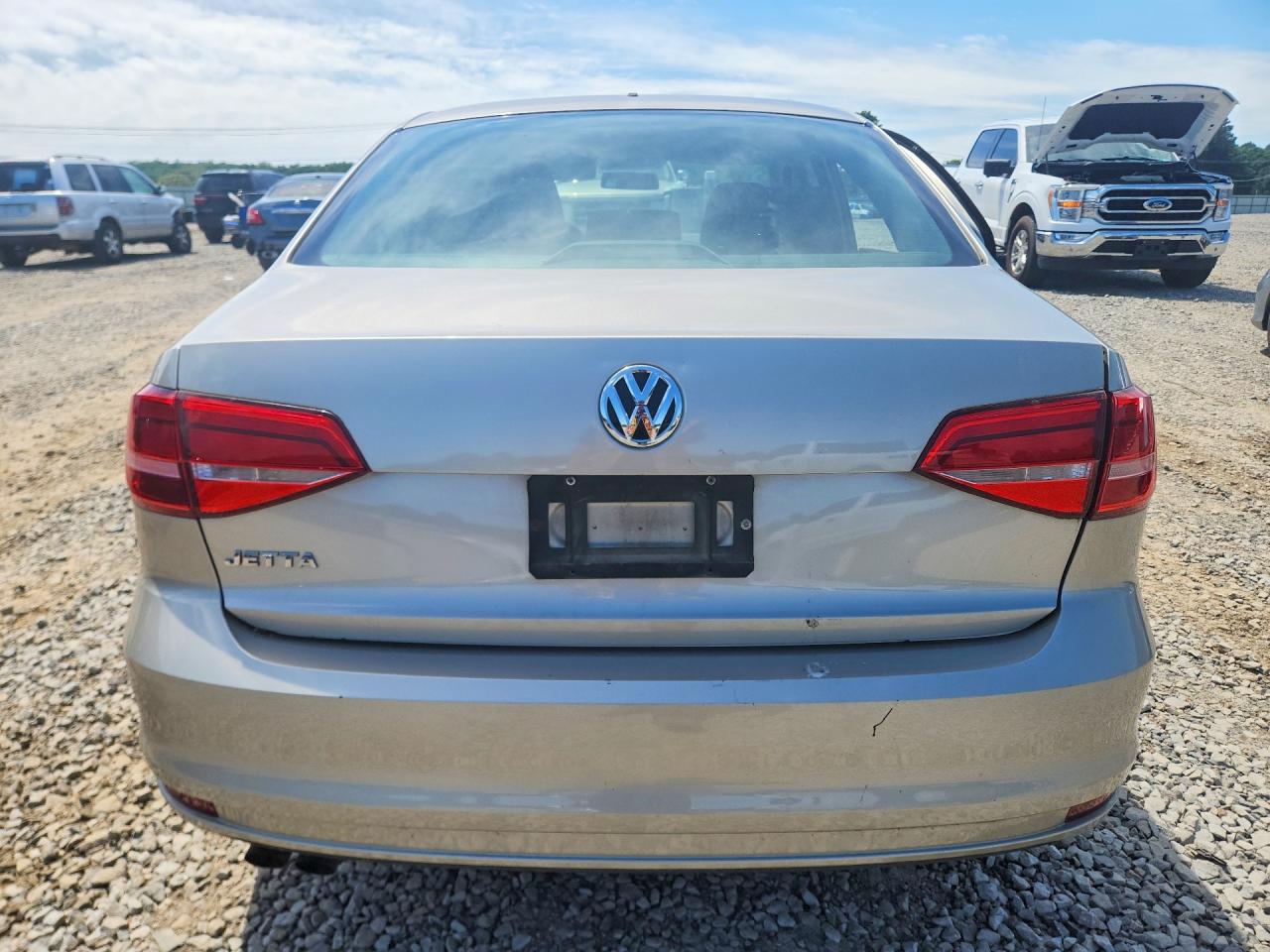 Volkswagen Jetta Base