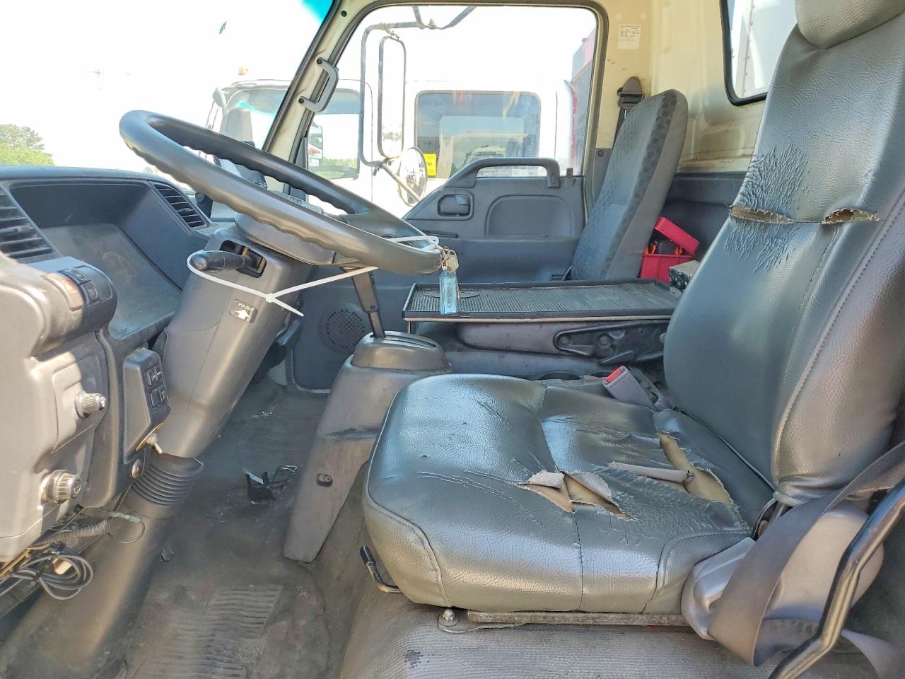 Isuzu Nrr