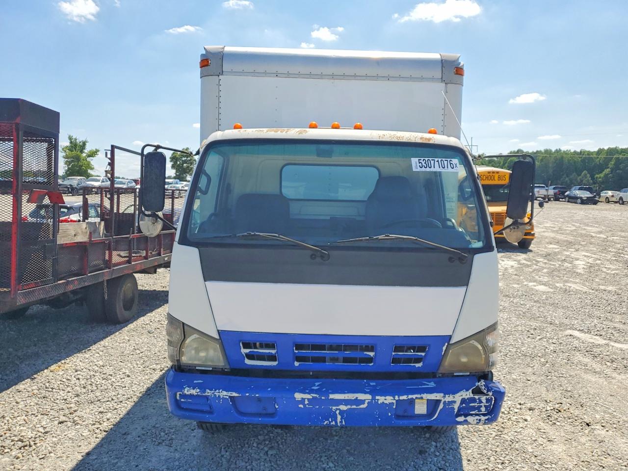 Isuzu Nrr