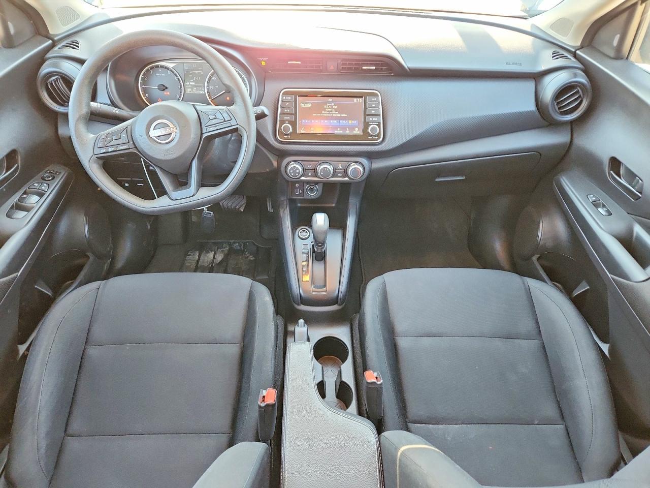 Nissan Kicks S