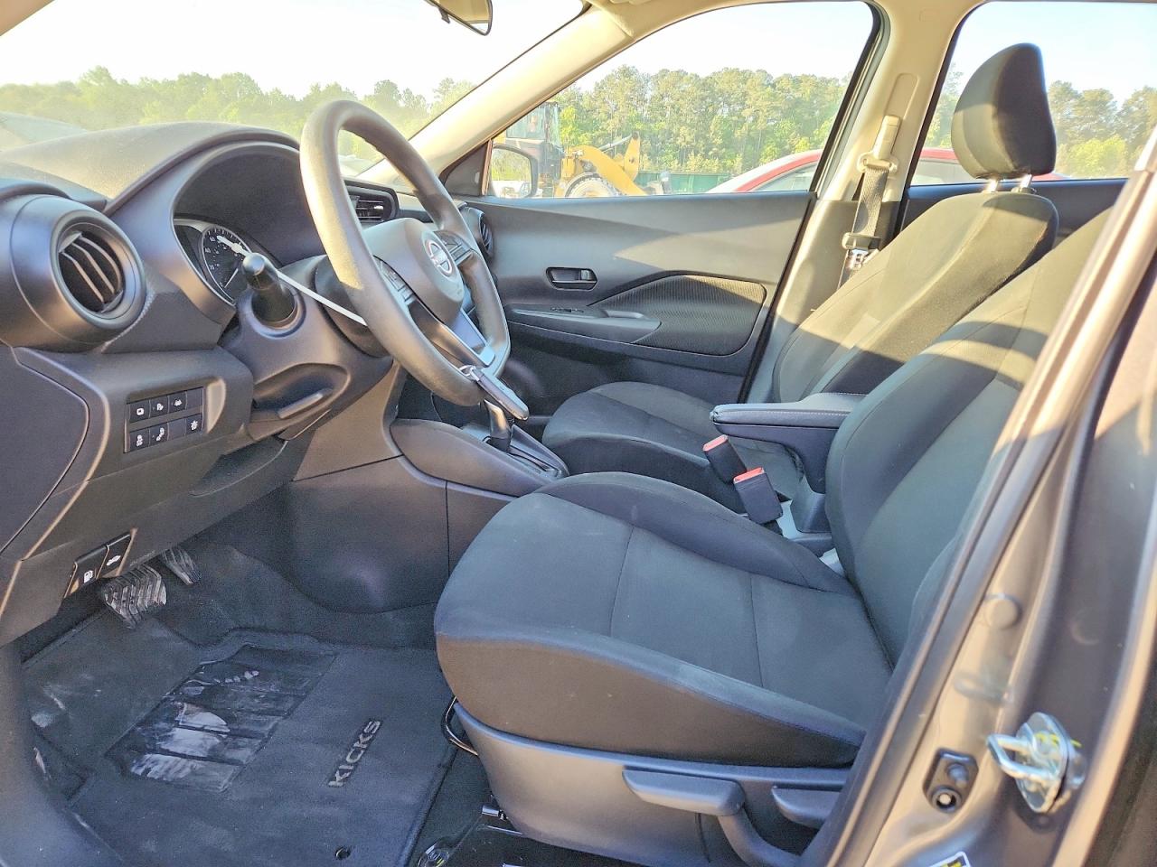 Nissan Kicks S