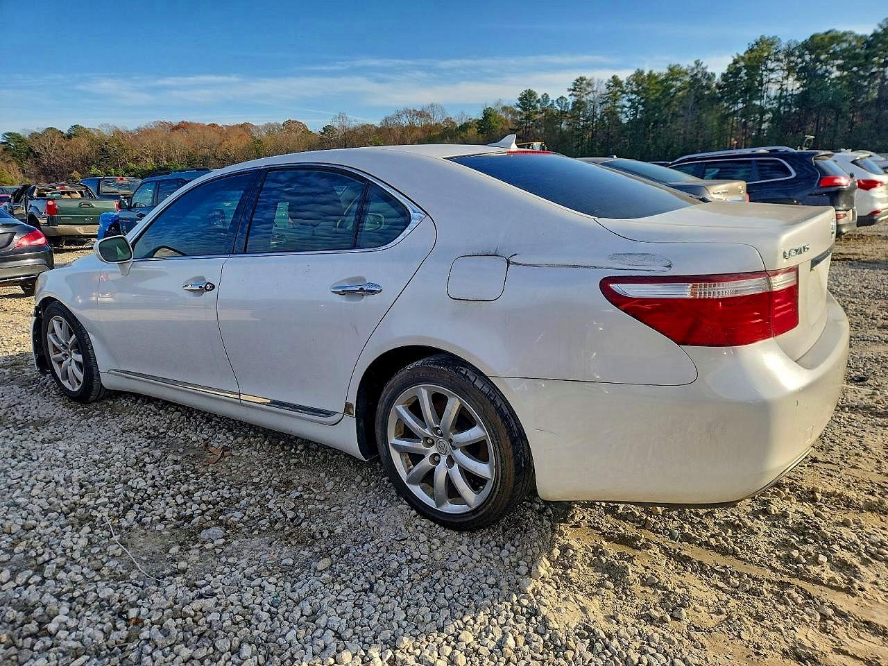 Lexus LS 460