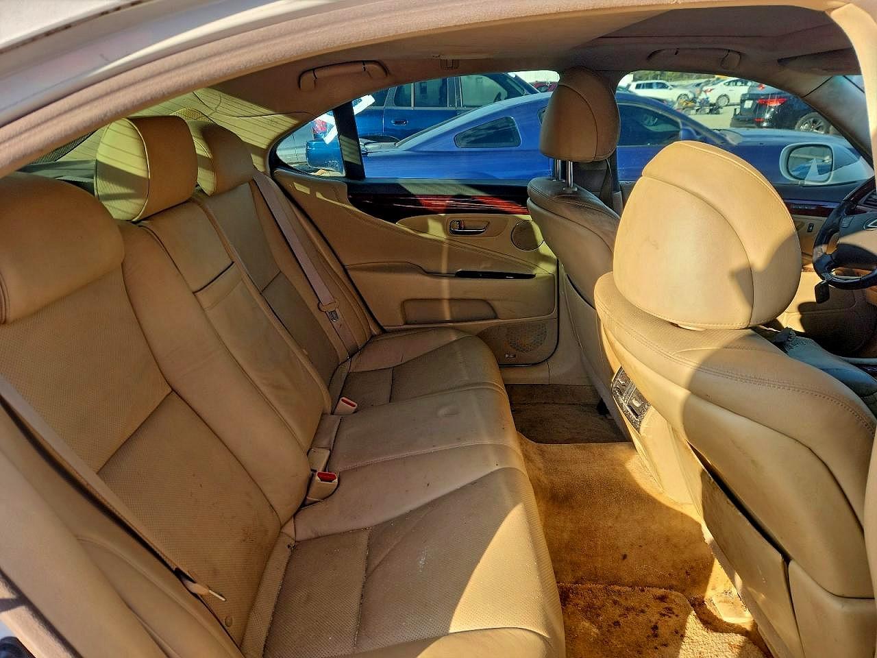 Lexus LS 460