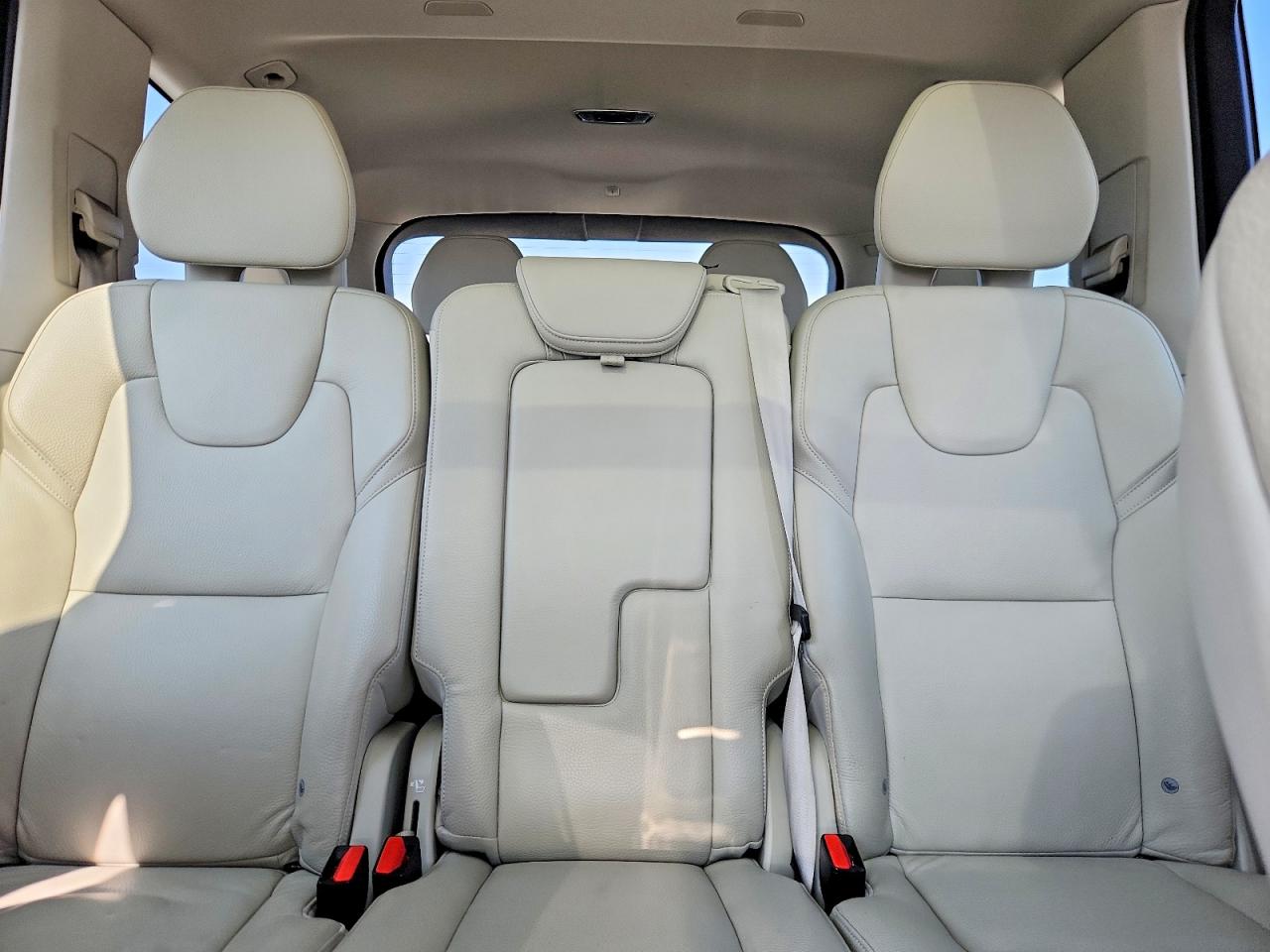 Volvo XC90 T6 Momentum