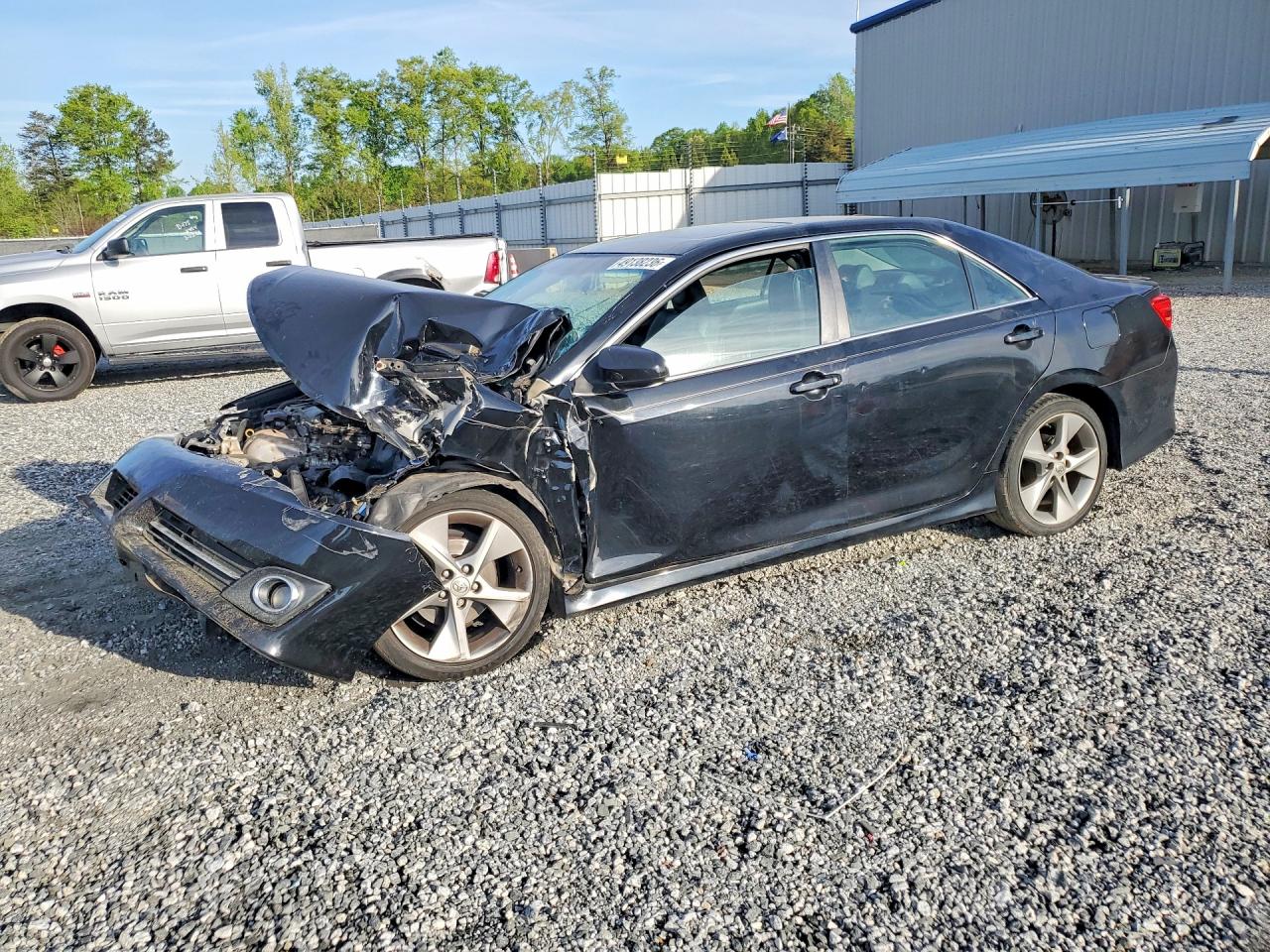 Salvage Toyota Camry Image