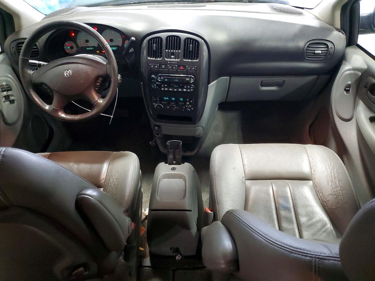 Dodge Caravan Sxt