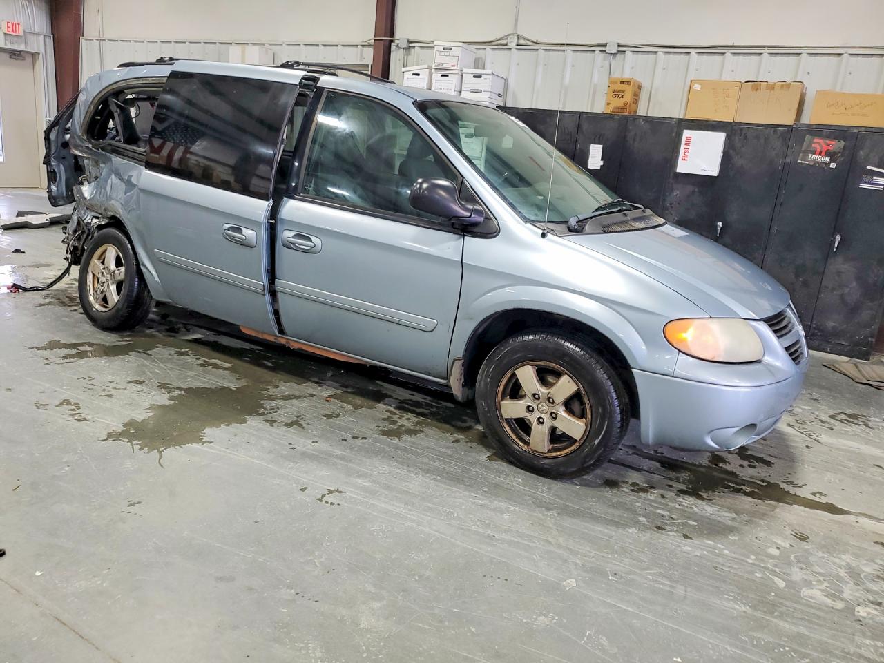 Dodge Caravan Sxt