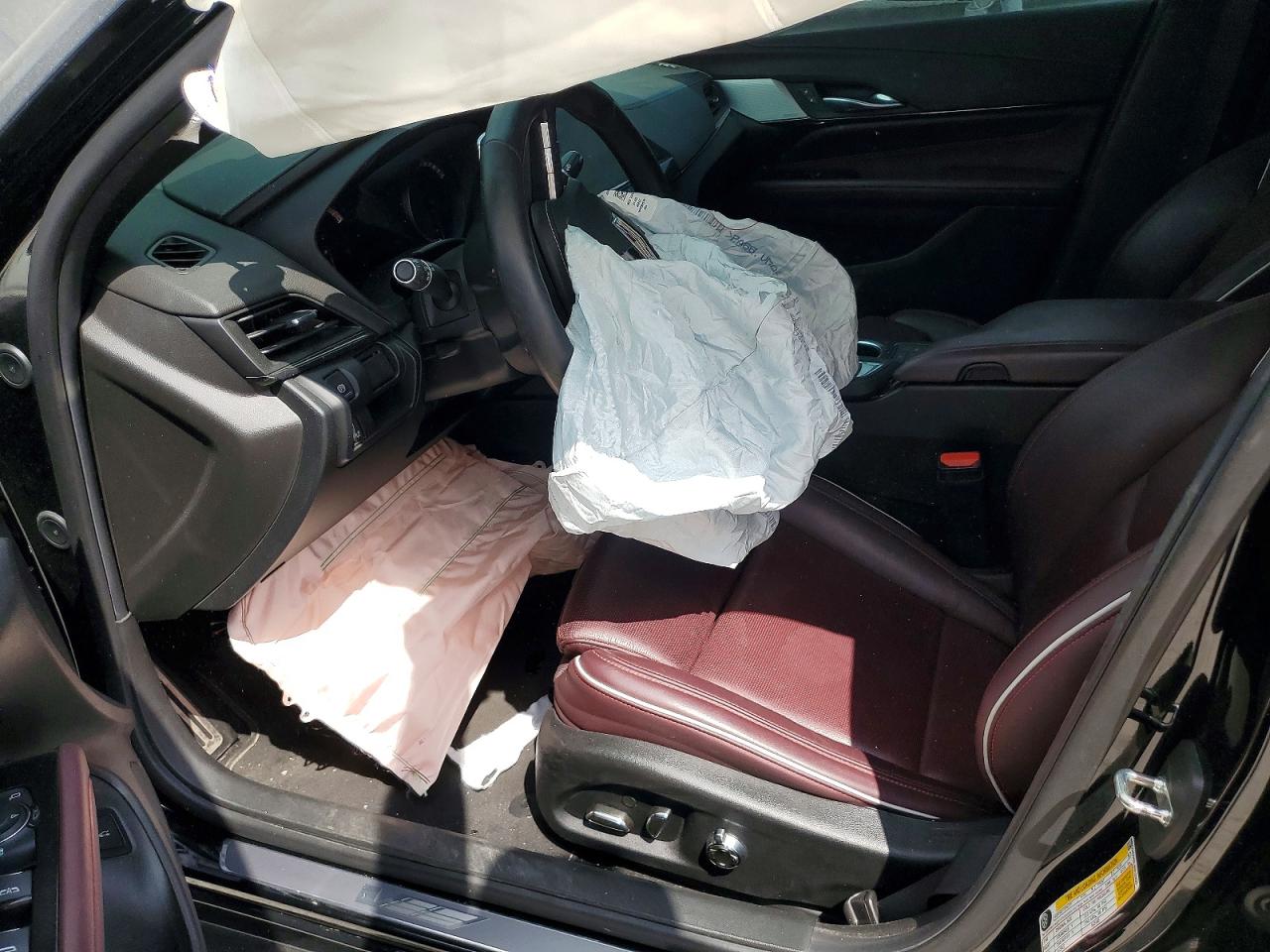 Cadillac CT4