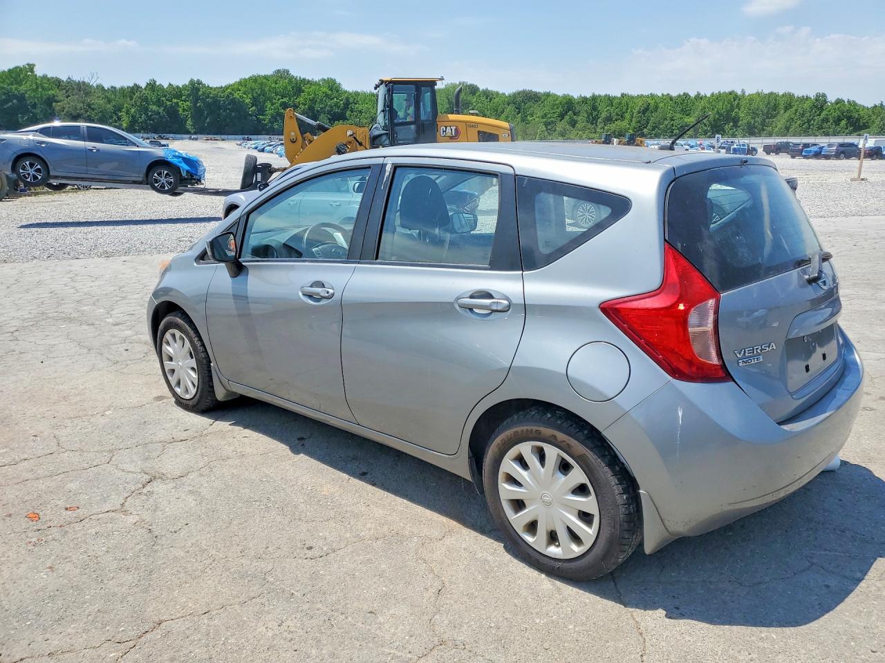 Nissan Versa Sv