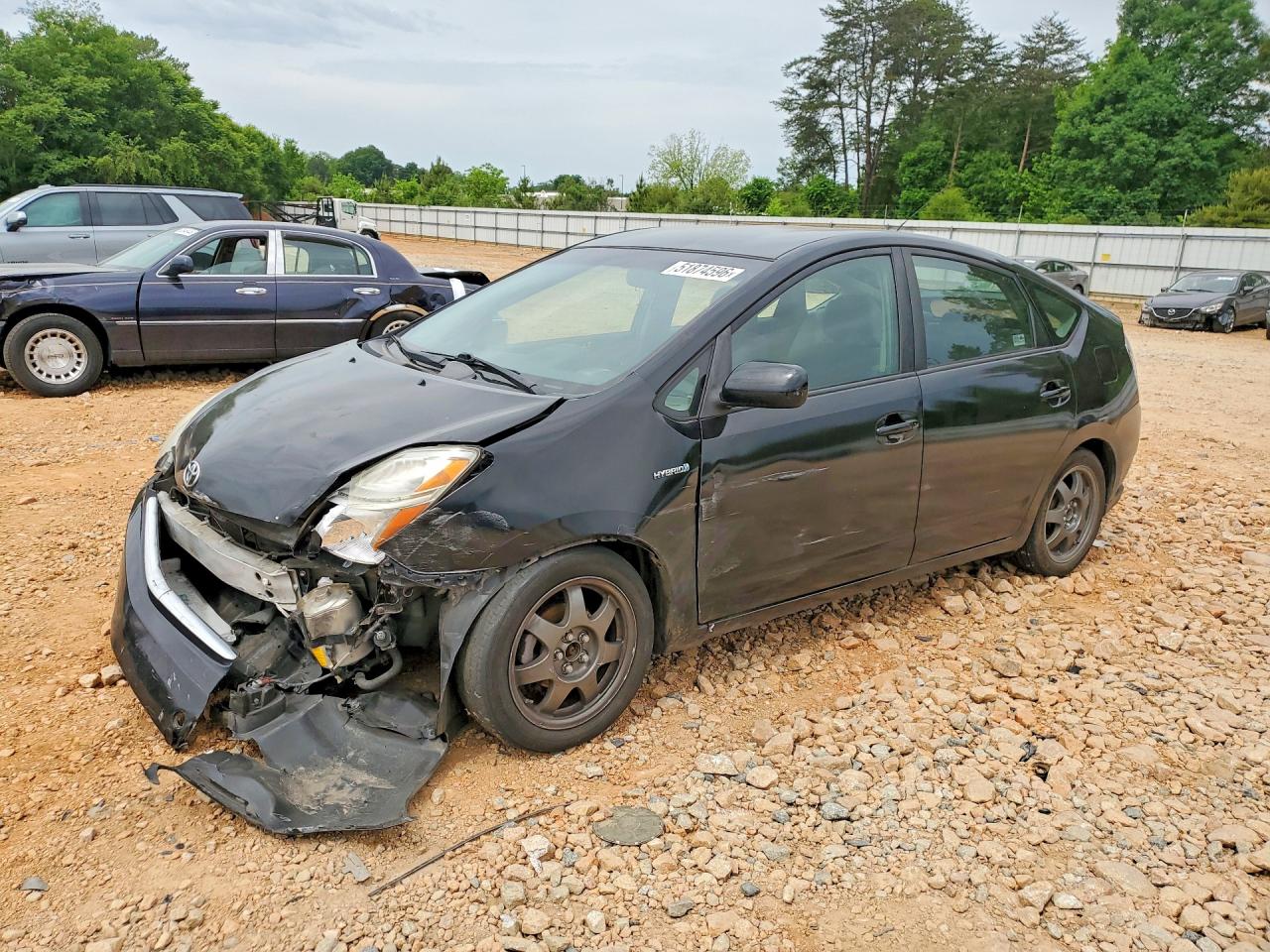 Salvage Toyota Prius Image