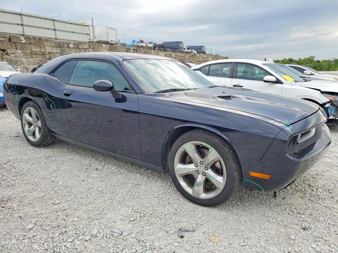 Dodge Challenger Sxt