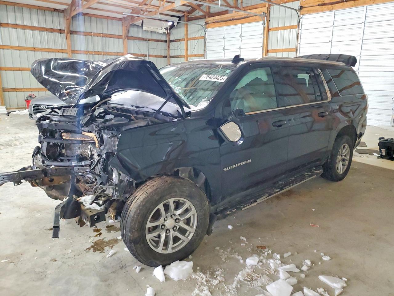 Salvage Chevrolet Suburban Image