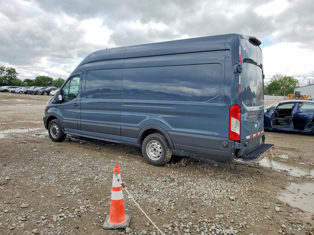 Ford Transit T-250