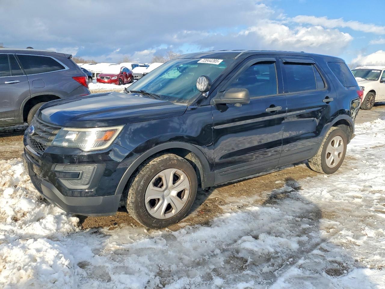 Salvage Ford Explorer Image