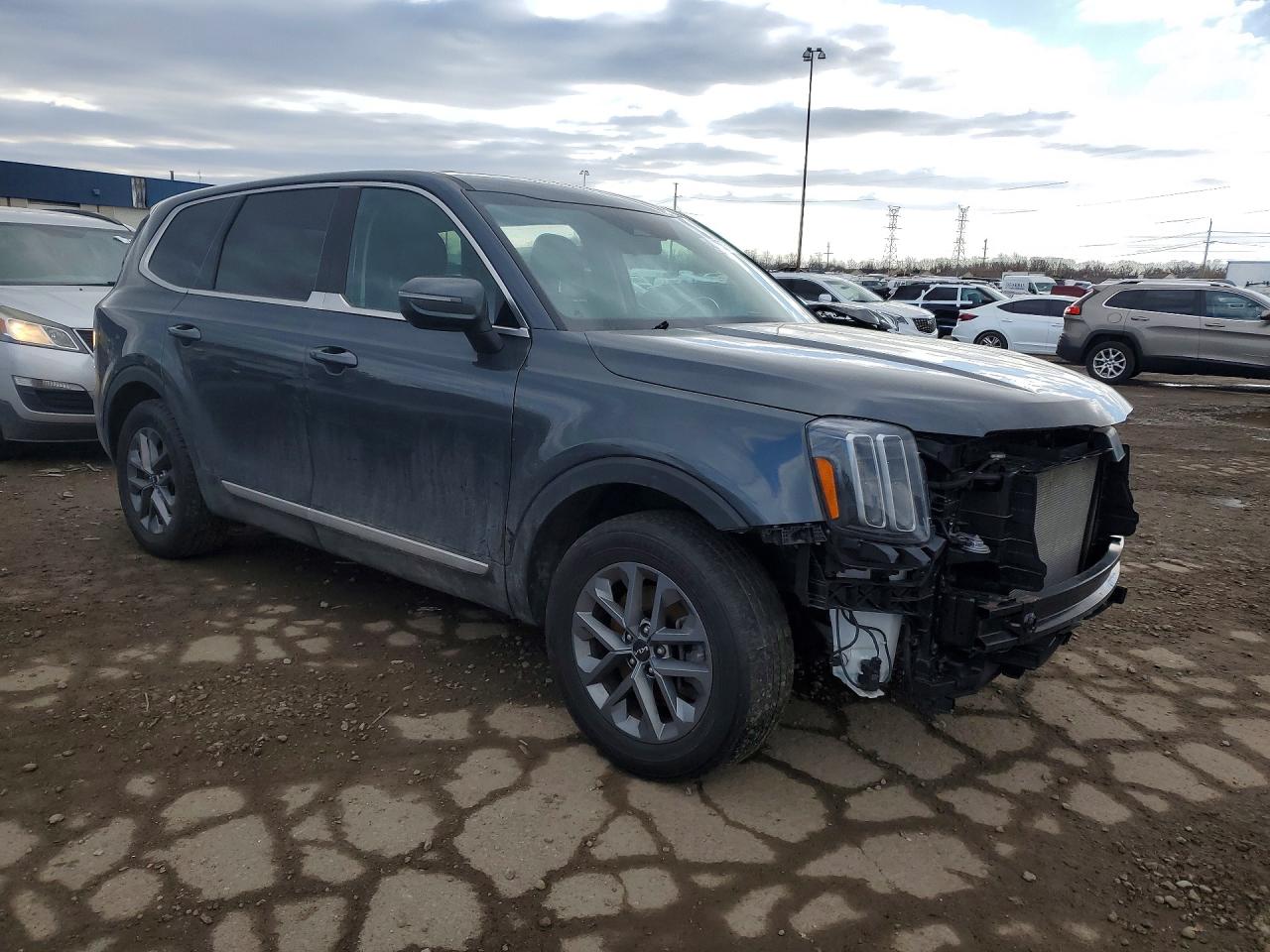 Kia Telluride Lx
