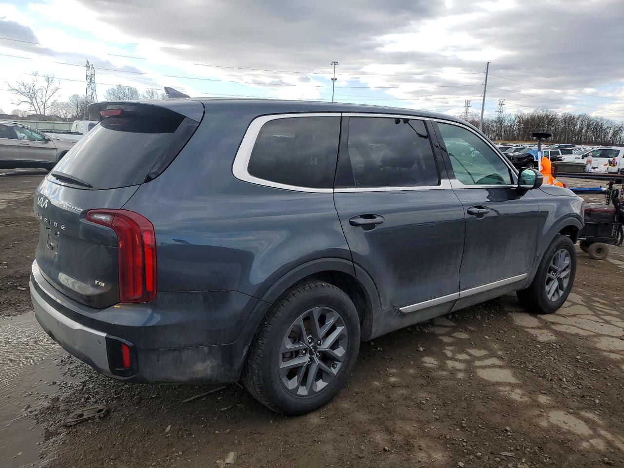 Kia Telluride Lx