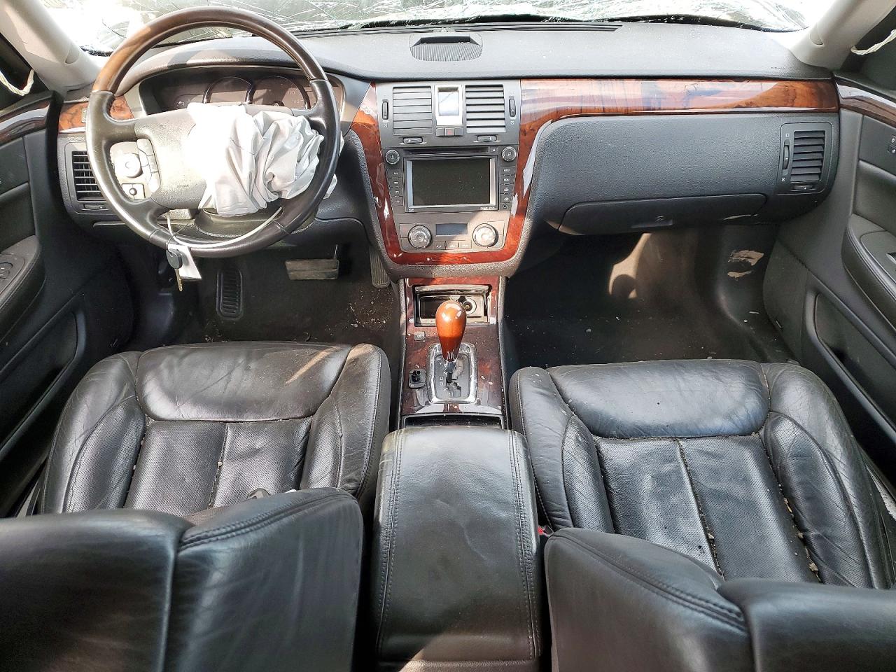 Cadillac DTS Premium Collection