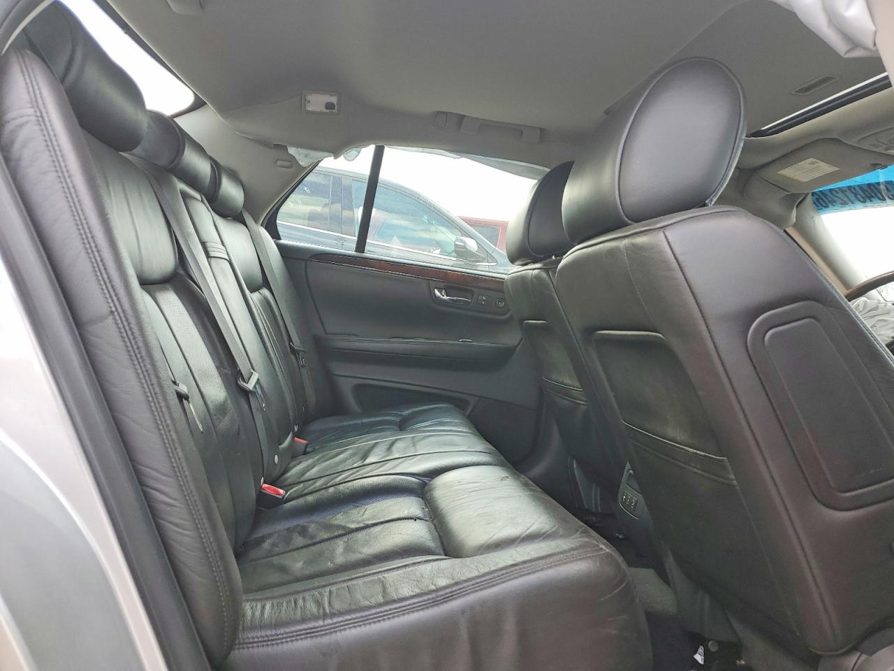 Cadillac DTS Premium Collection