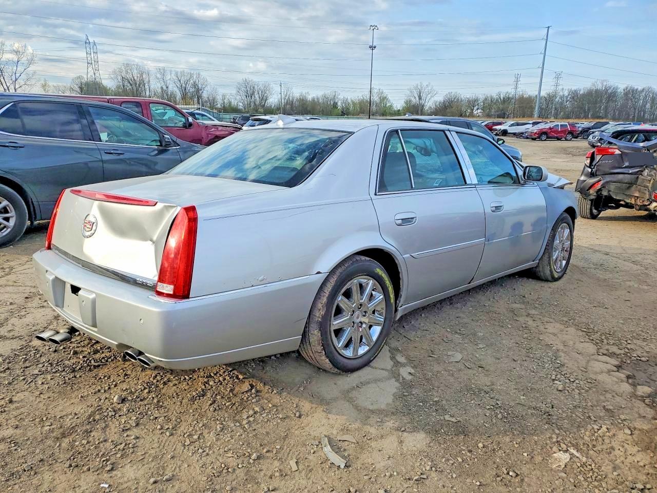Cadillac DTS Premium Collection