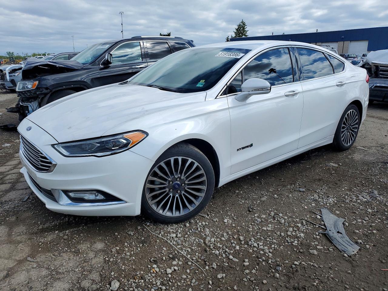 Salvage Ford Fusion Image