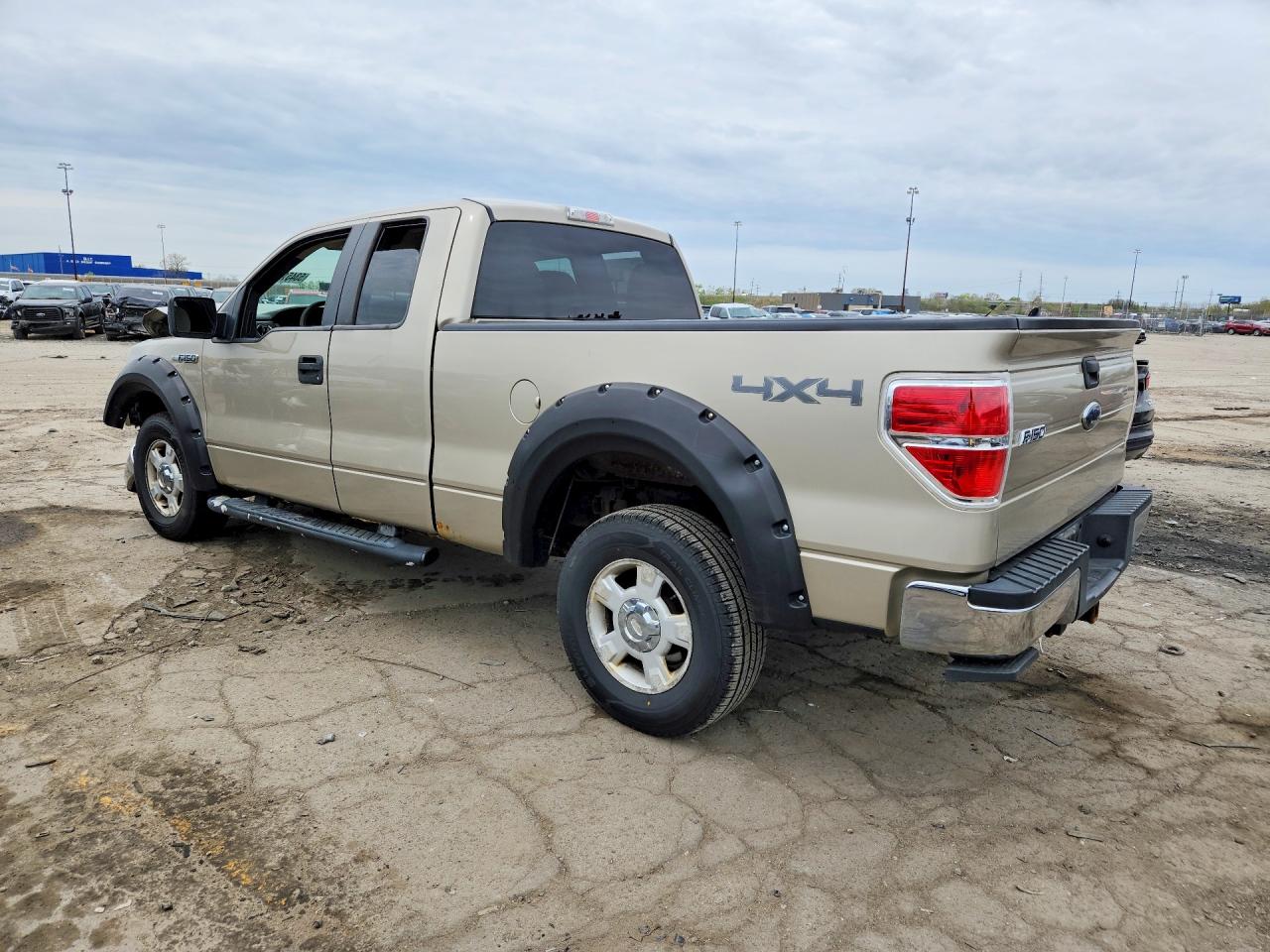 Ford F-150 Super Cab