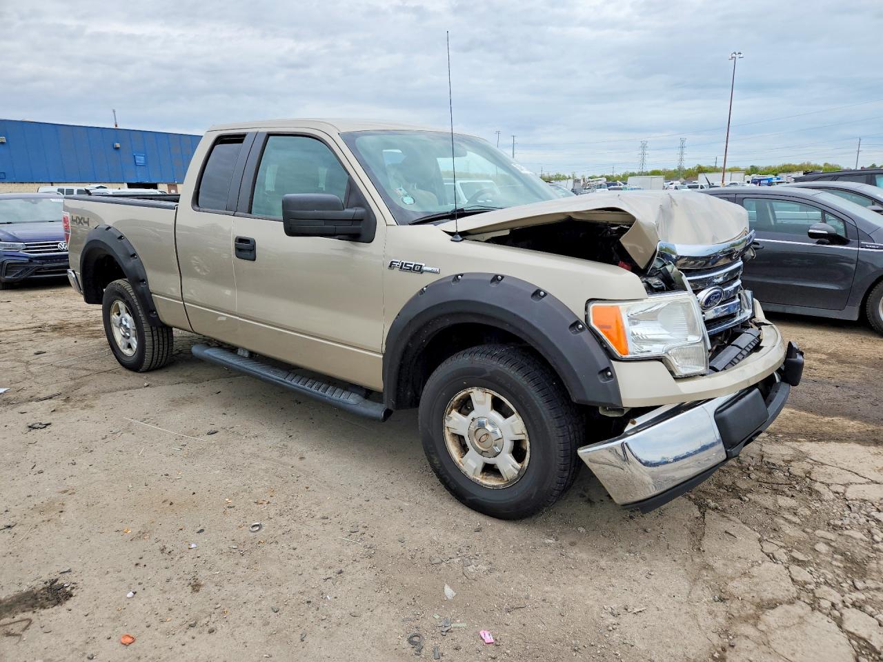 Ford F-150 Super Cab