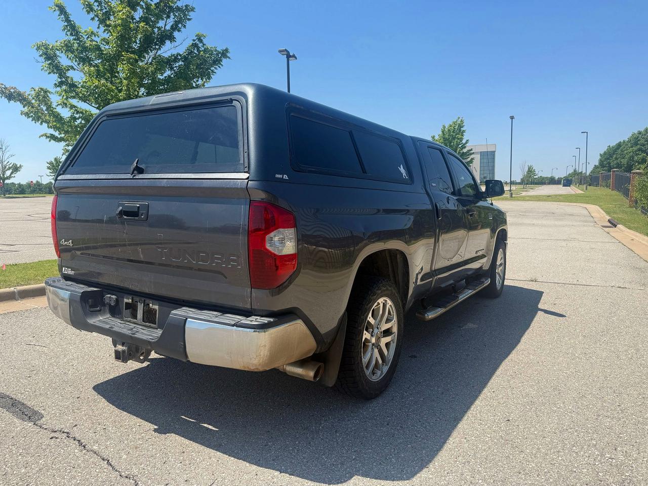 Toyota Tundra Sr5