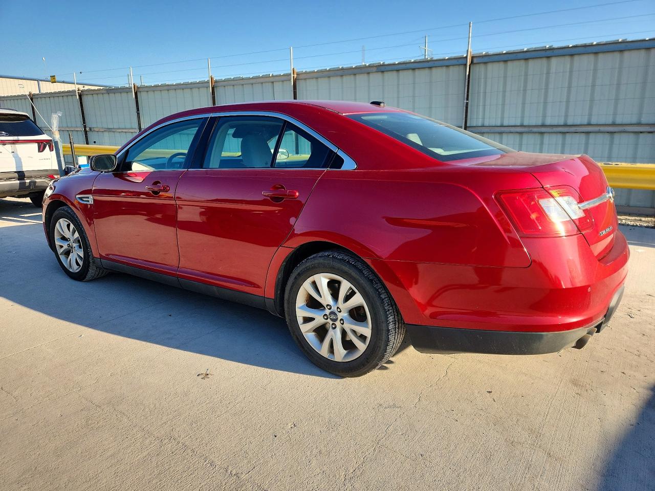 Ford Taurus Sel