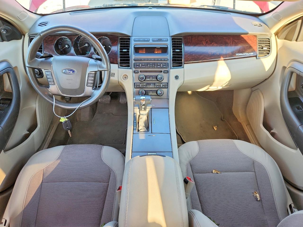 Ford Taurus Sel