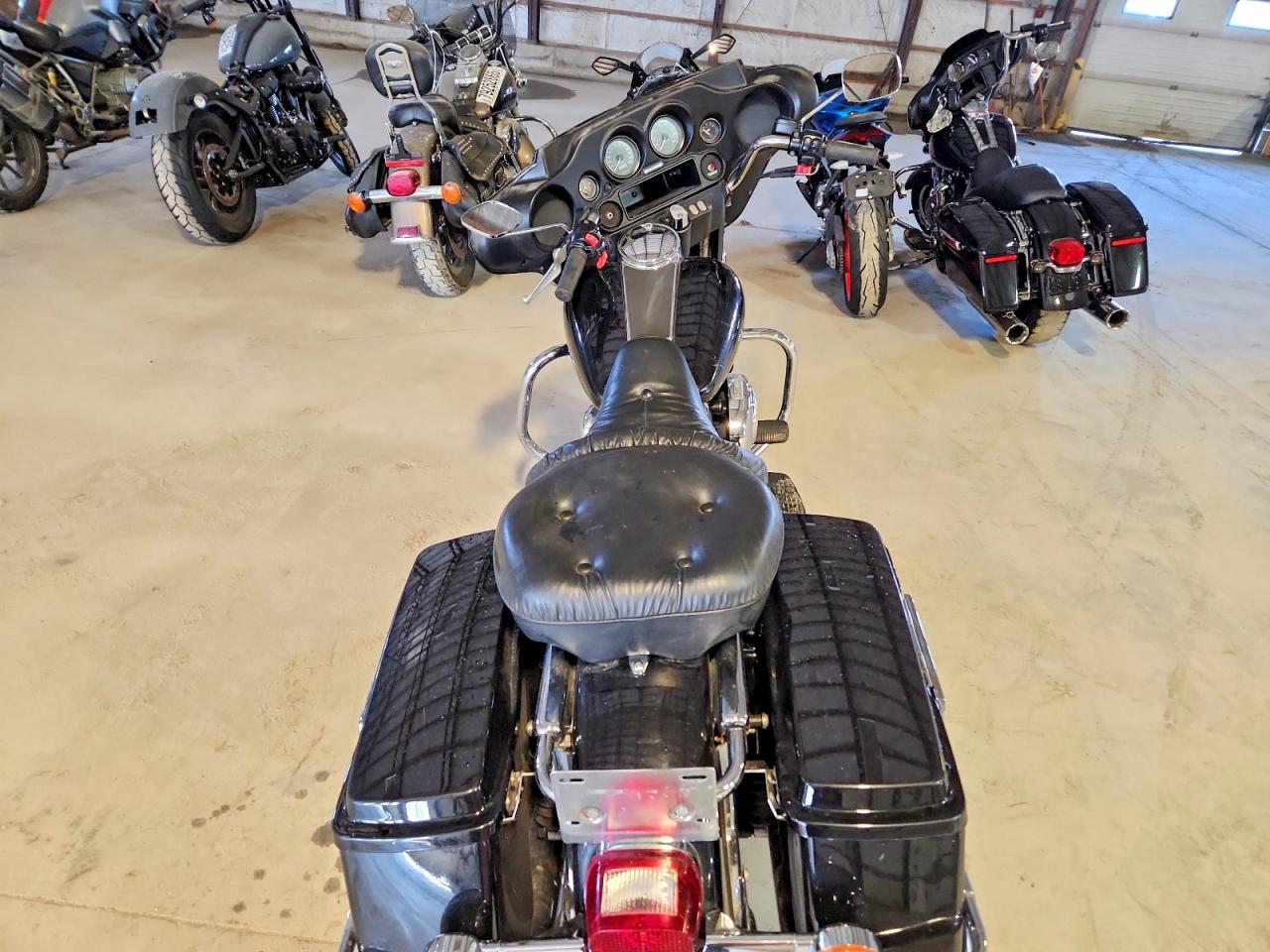 Harley-Davidson Fl