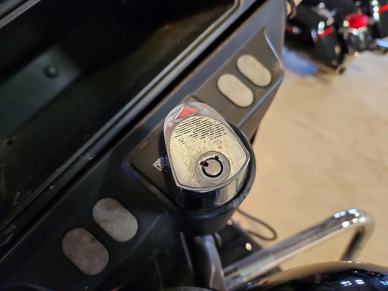 Harley-Davidson Fl