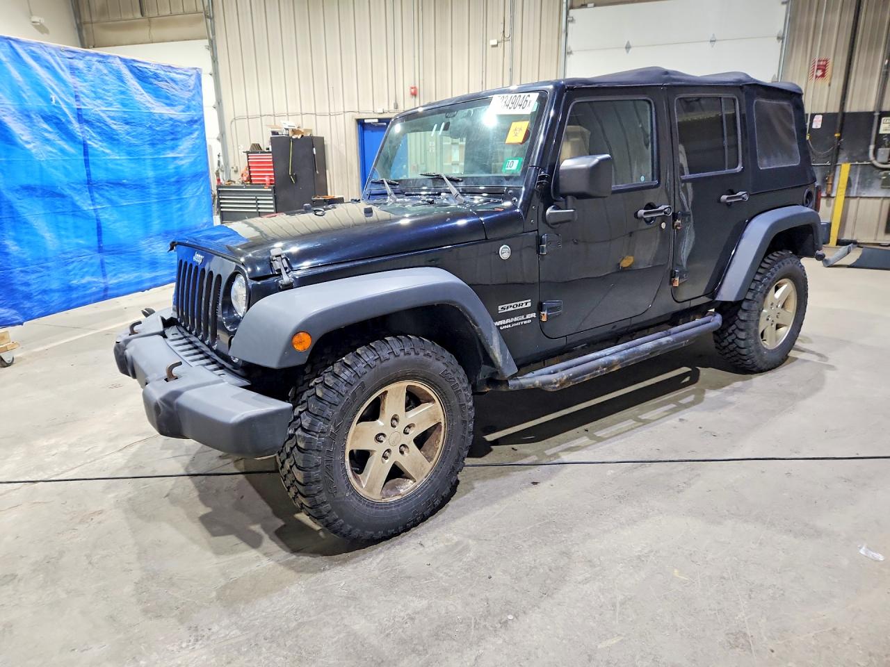 Salvage Jeep Wrangler Image