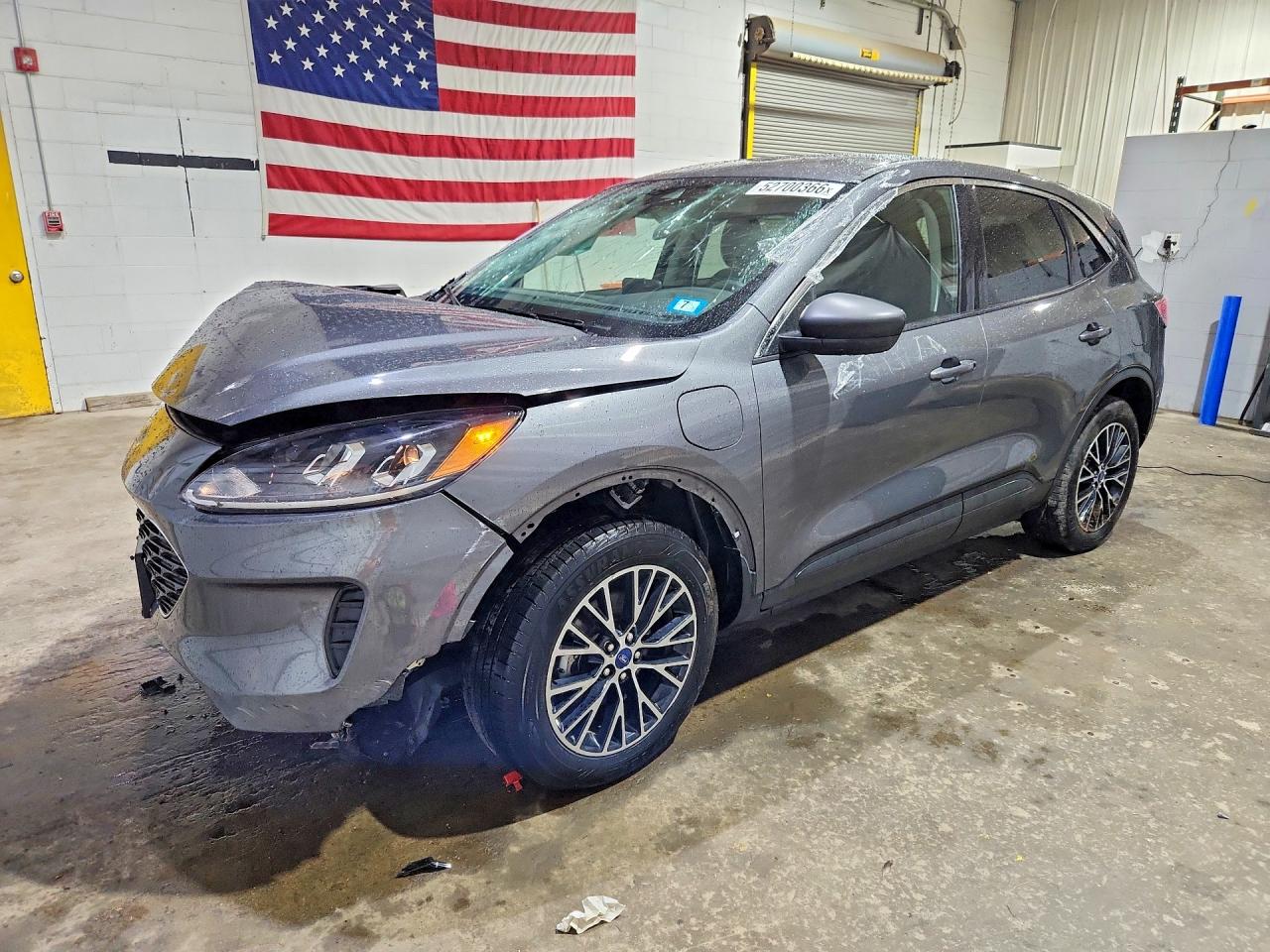 Salvage Ford Escape Image