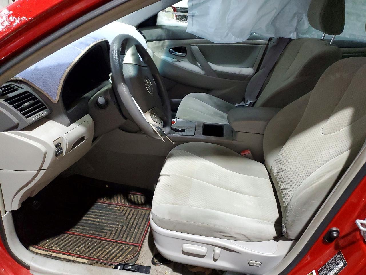 Toyota Camry Base