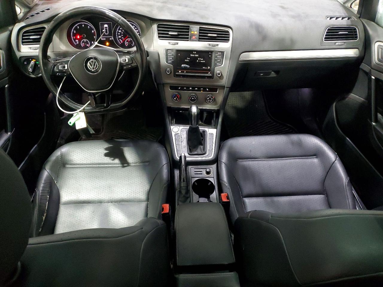 Volkswagen Golf S