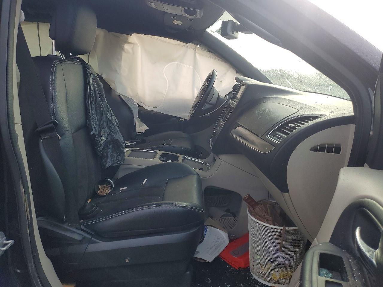 Dodge Caravan Sxt