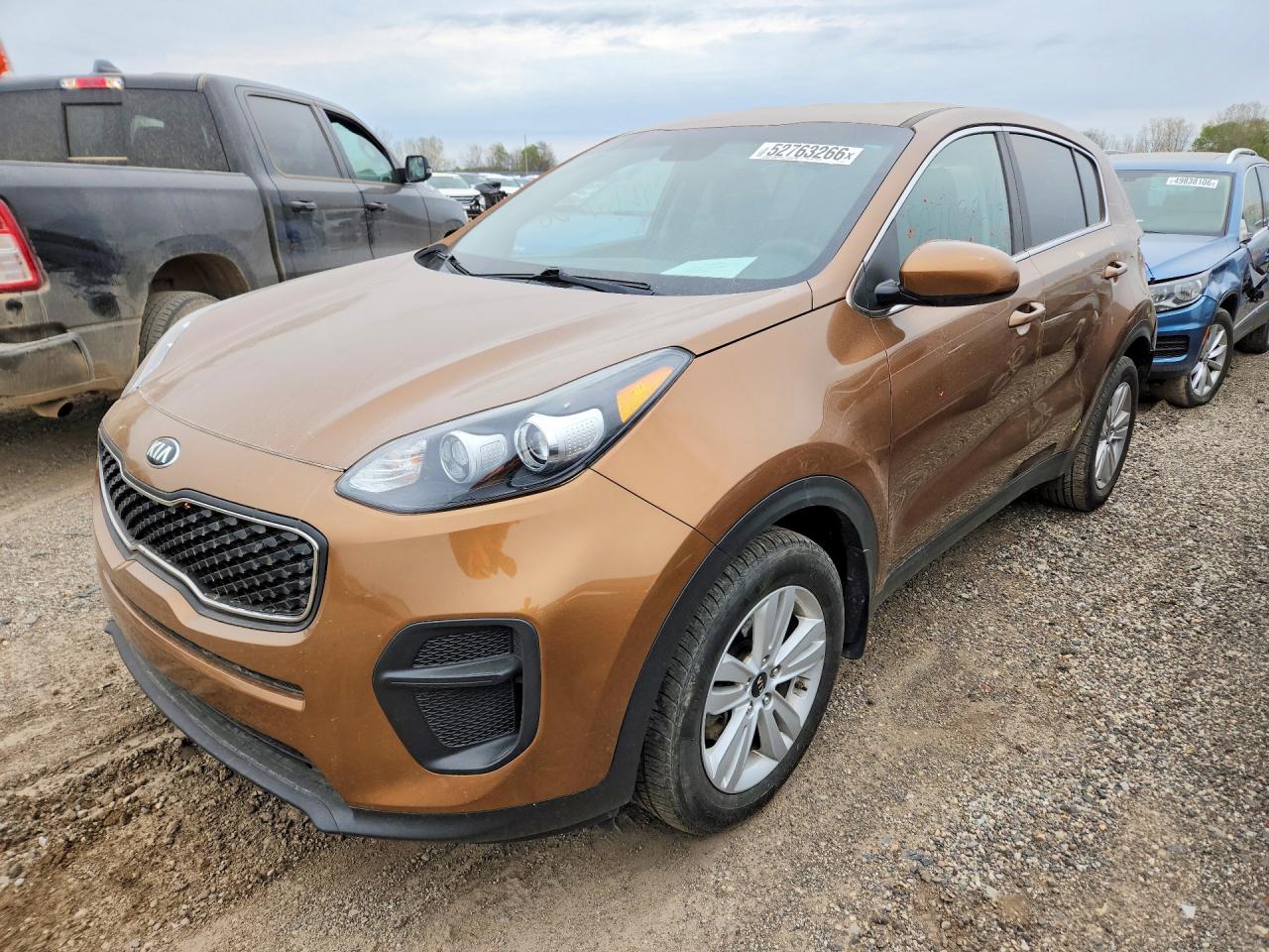 Salvage Kia Sportage Image