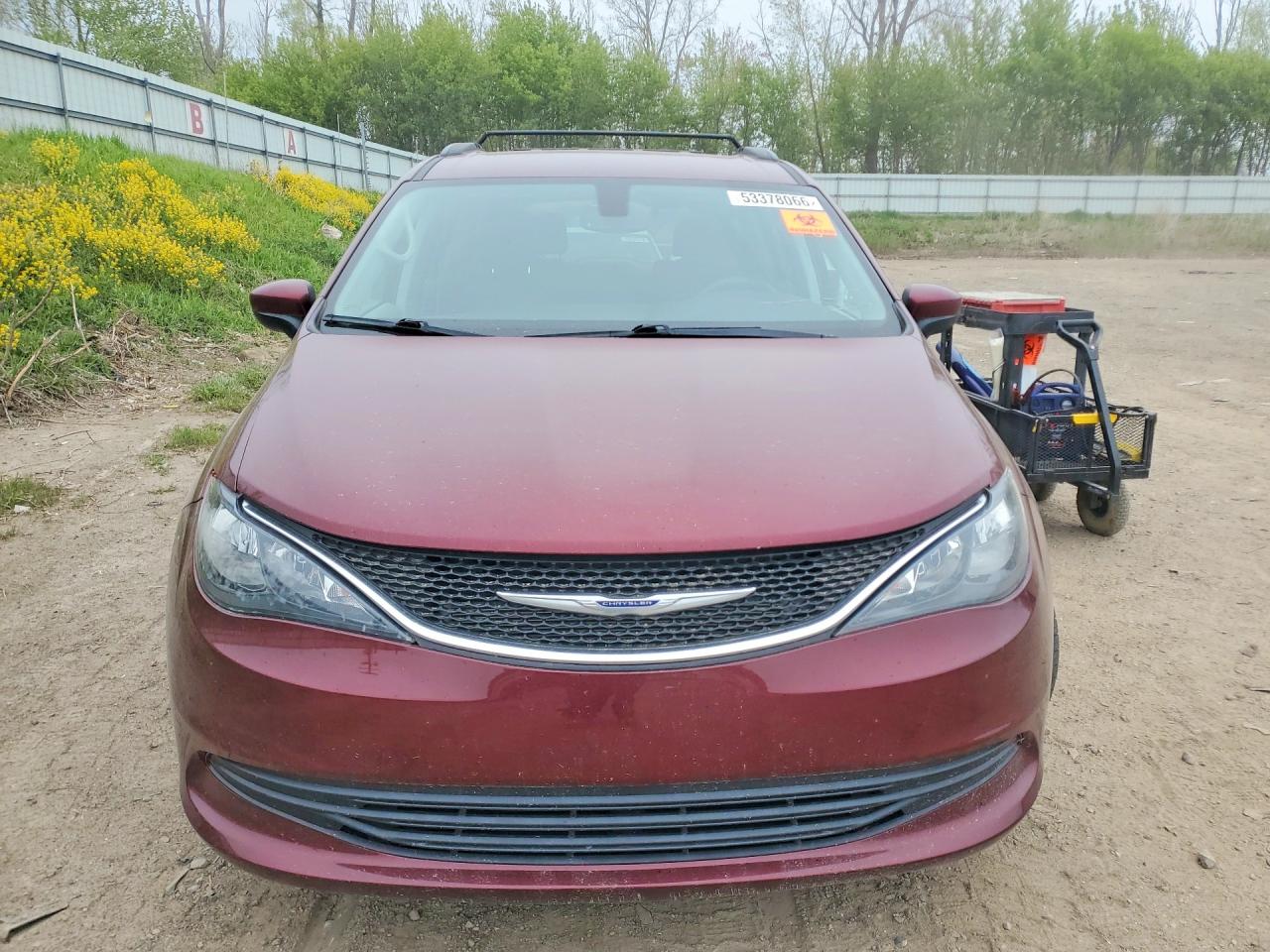 Chrysler Minivan Lxi