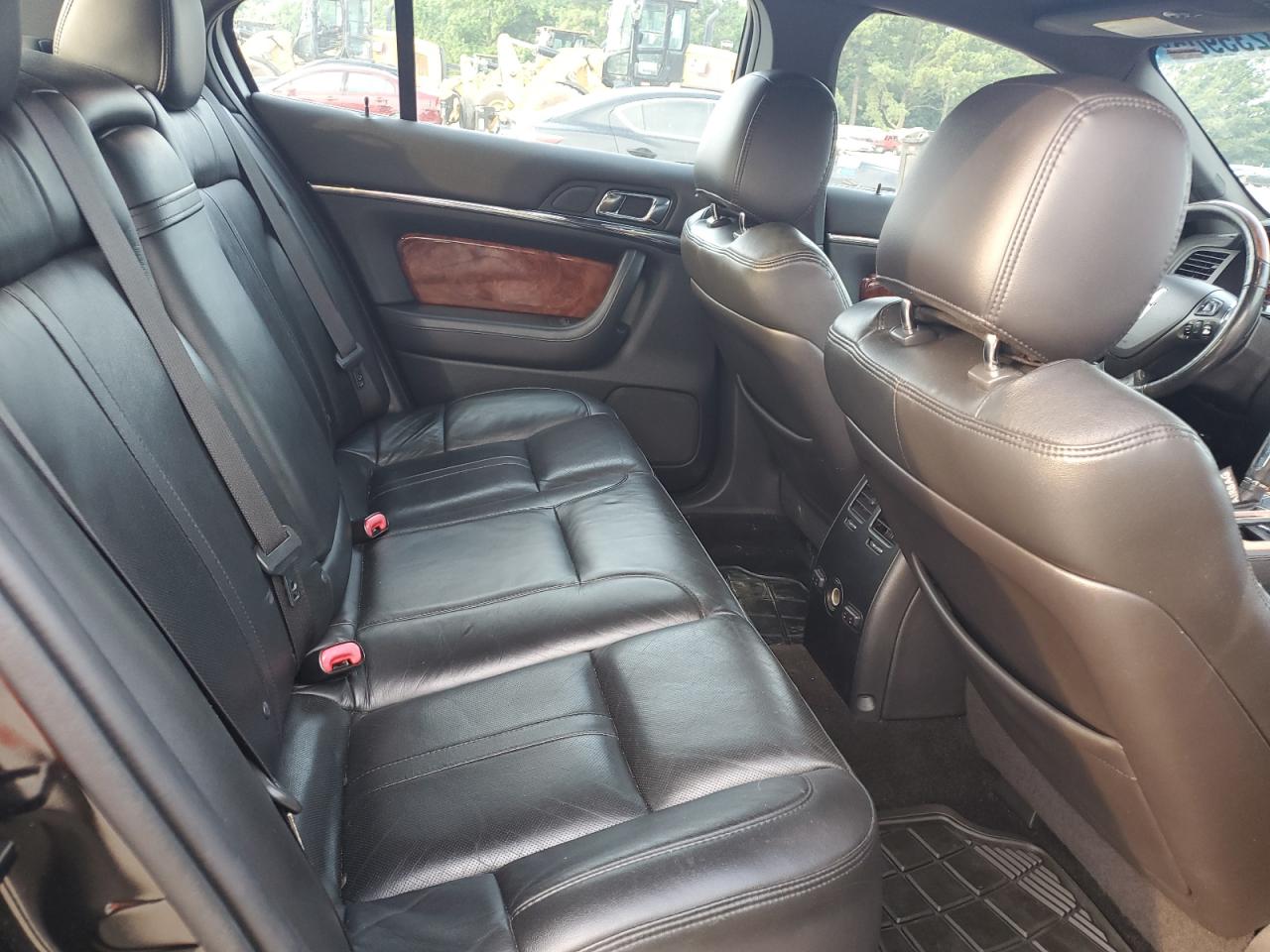 Lincoln MKS