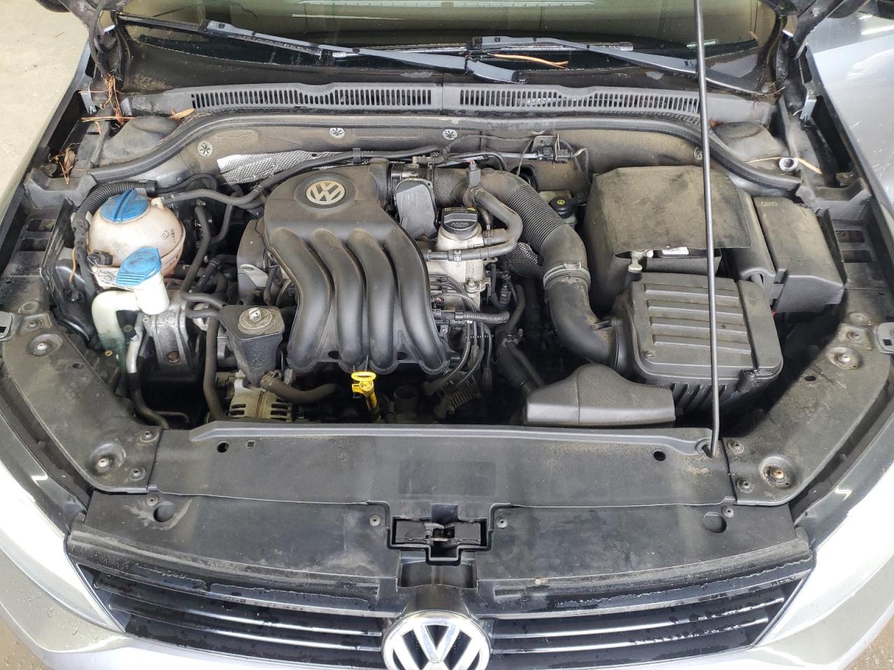 Volkswagen Jetta Base