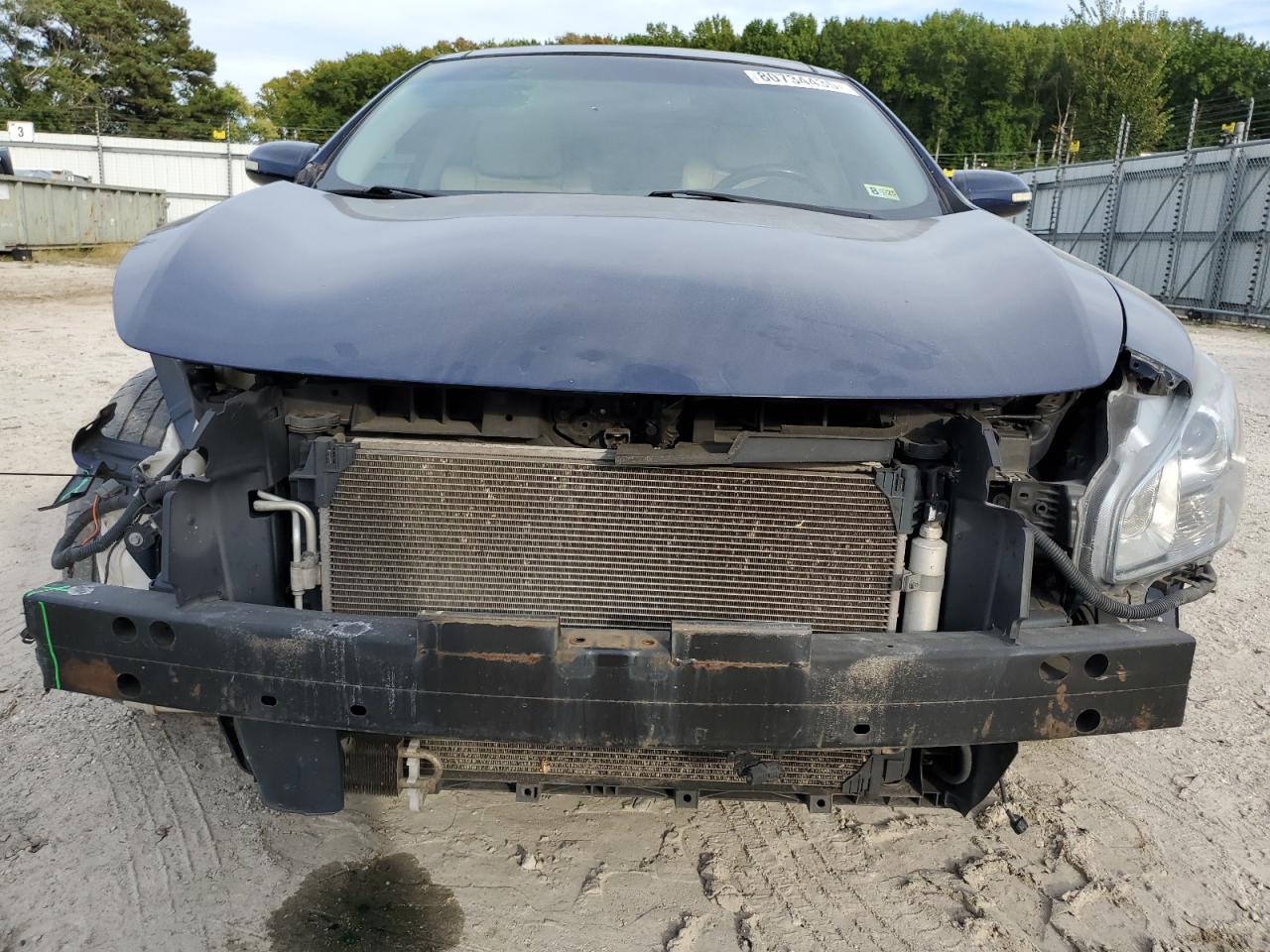 Nissan Maxima S