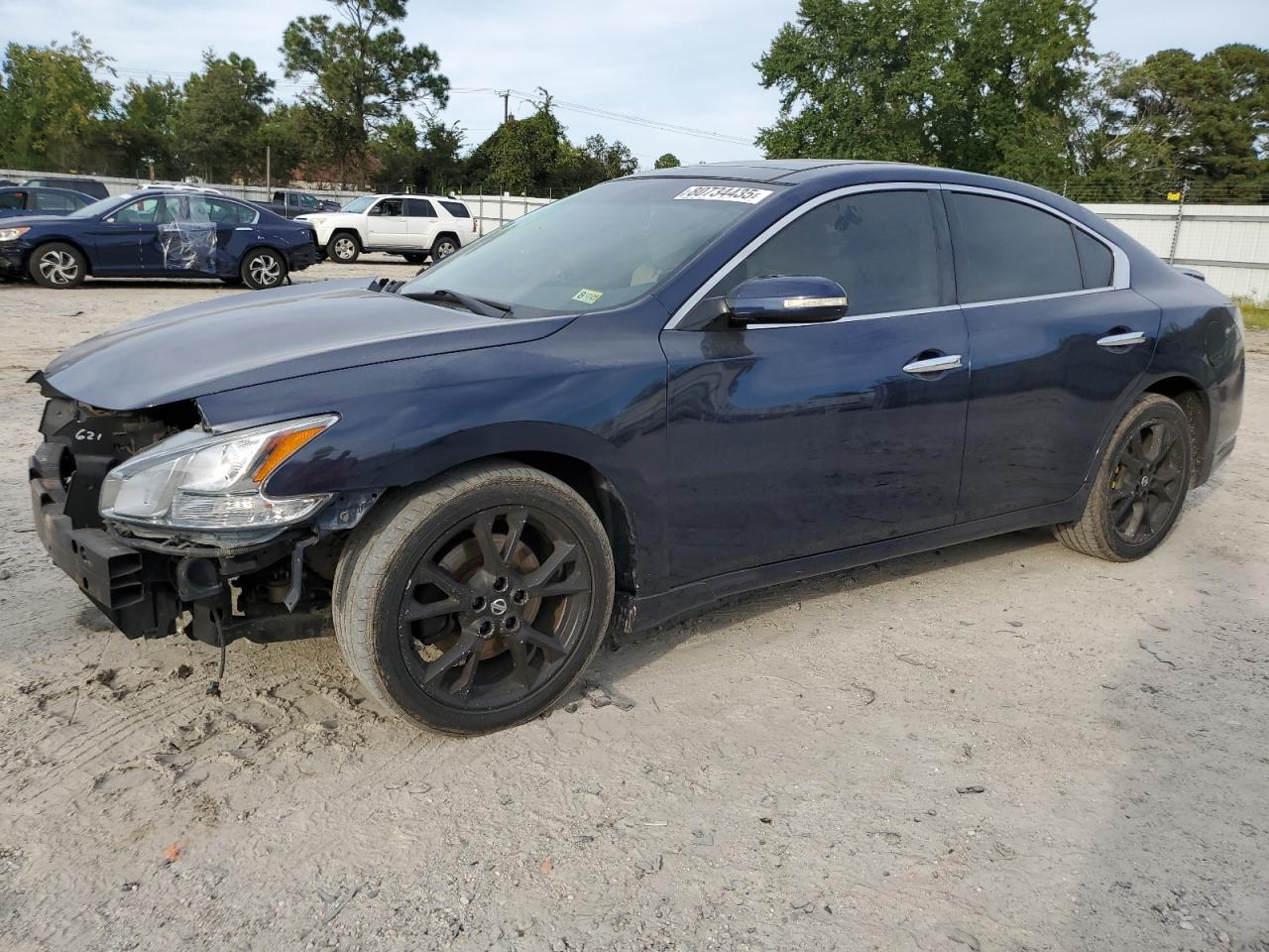 Salvage Nissan Maxima Image