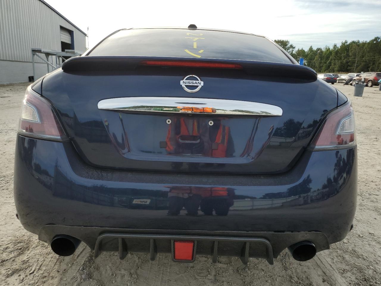Nissan Maxima S