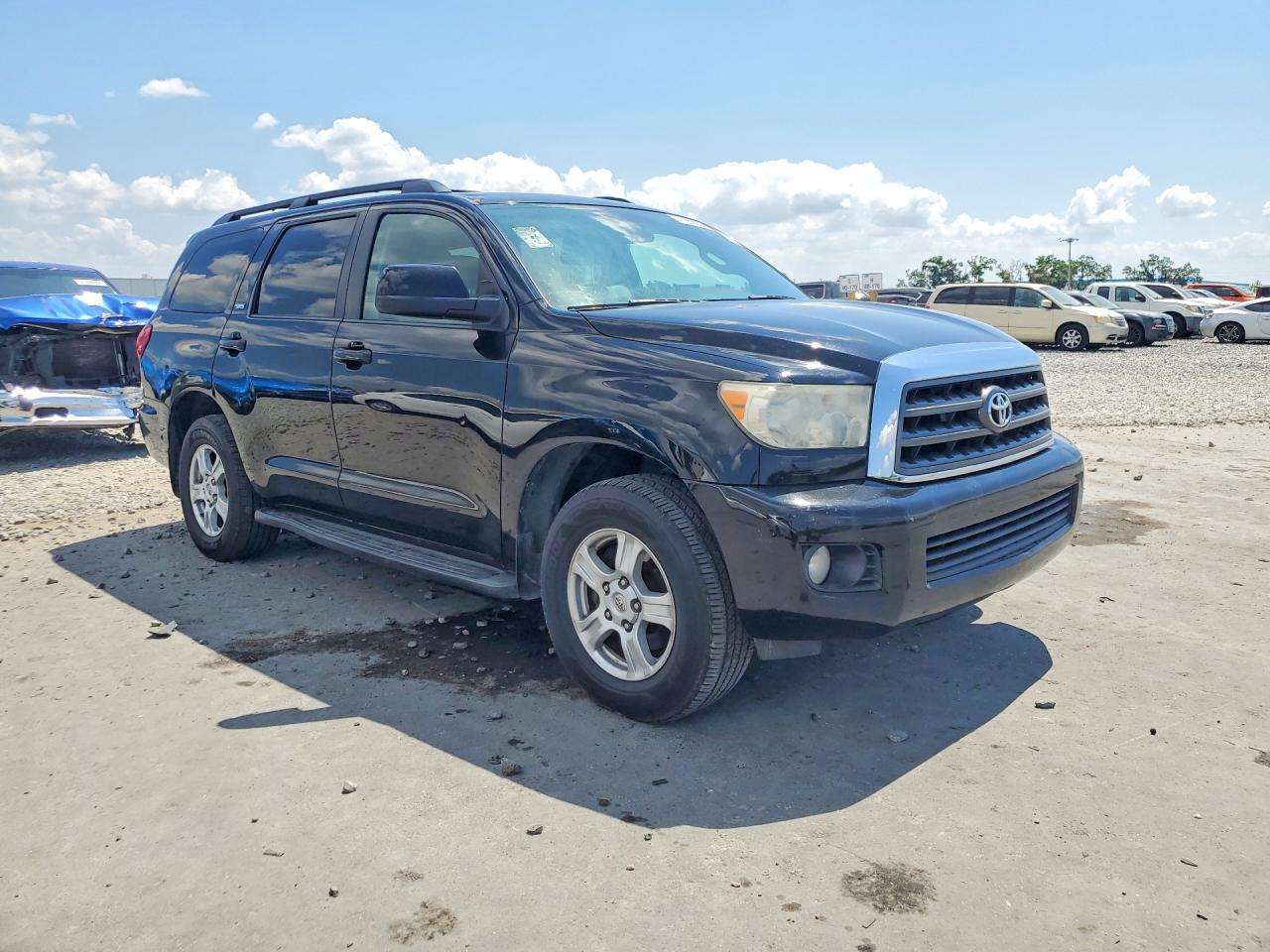 Toyota Sequoia Sr5