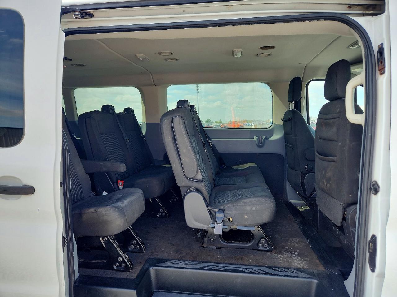 Ford Transit T-350