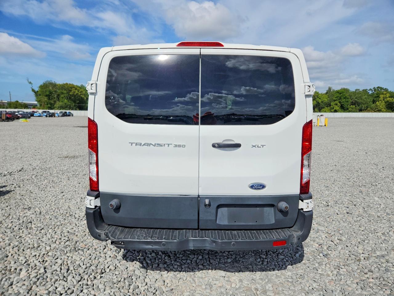 Ford Transit T-350